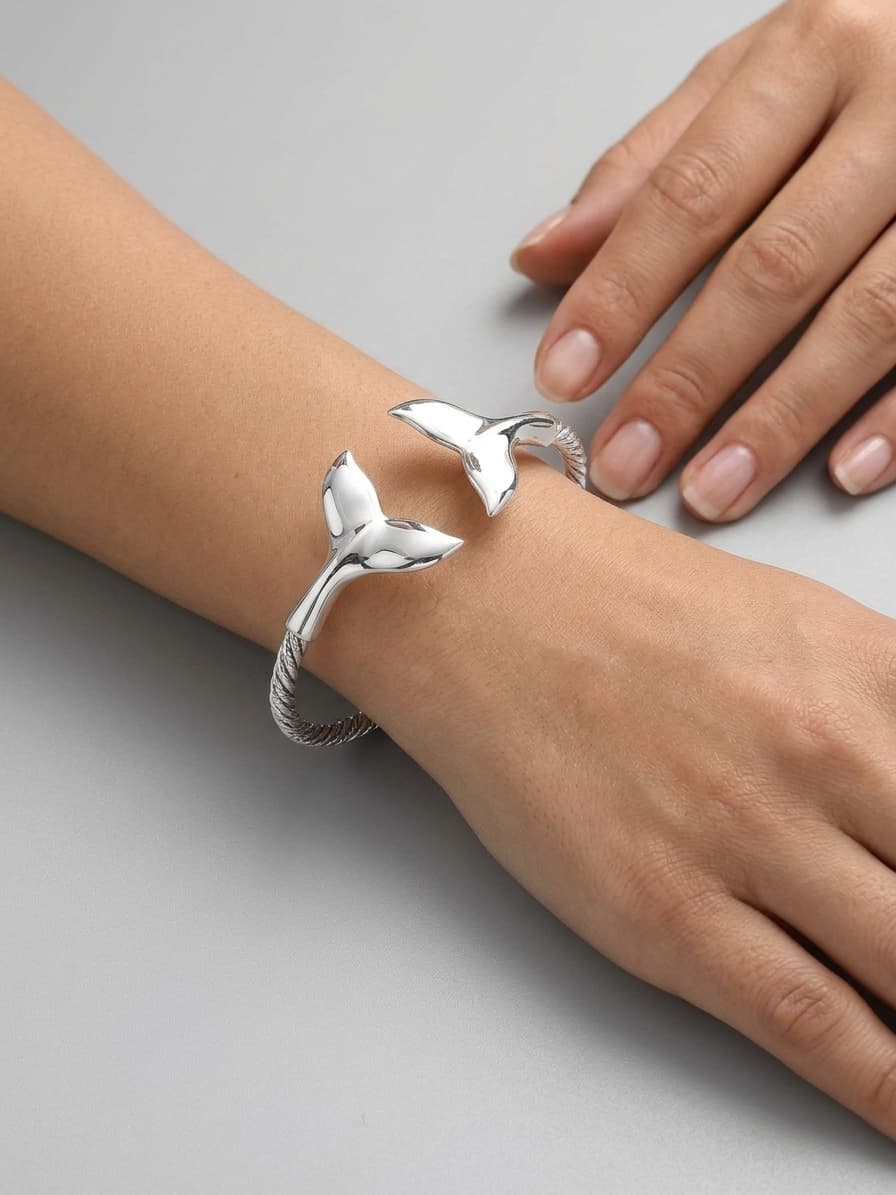 Category Silver Bangle